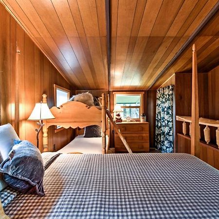 Serene Washington Escape With Deck And Mountain Views! 帕克伍德 外观 照片